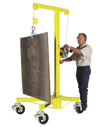 Sumner Fab-Mate™ material lift